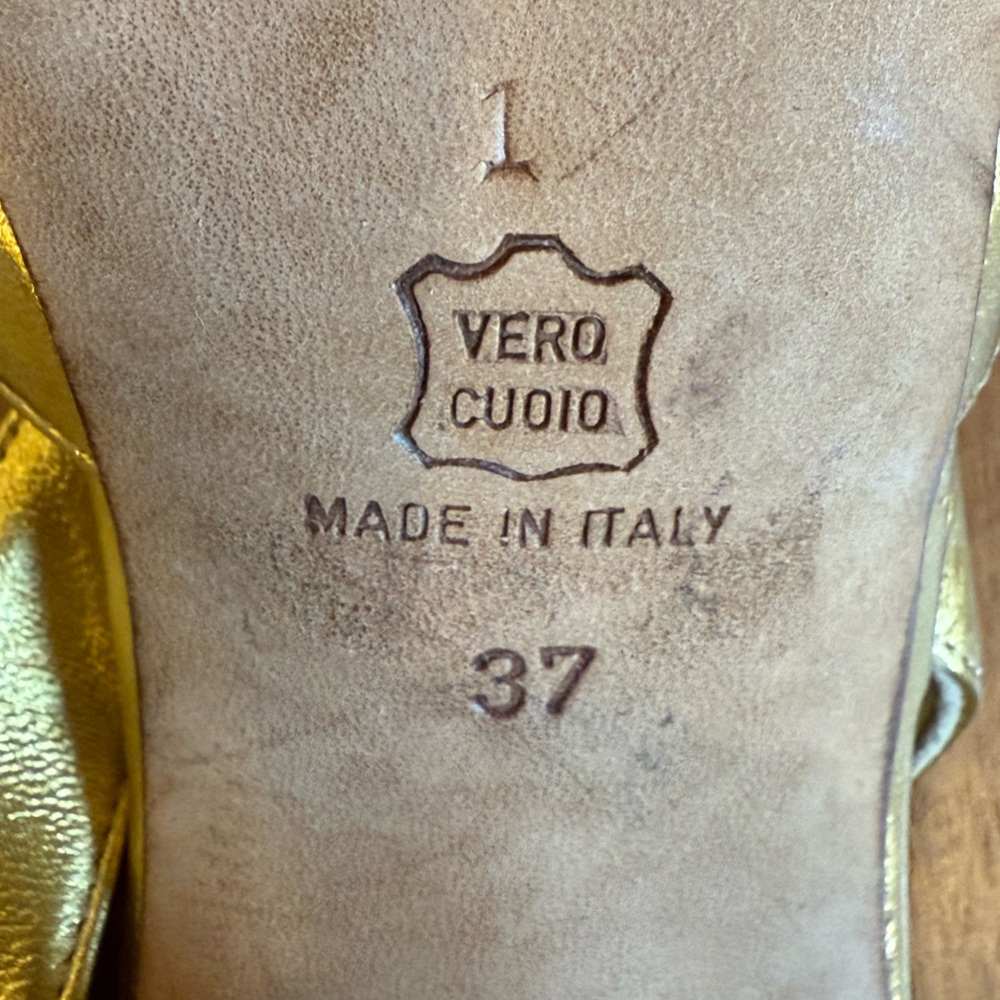 Manolo Blahnik Gold Slingback Heels - Picture 5 of 5